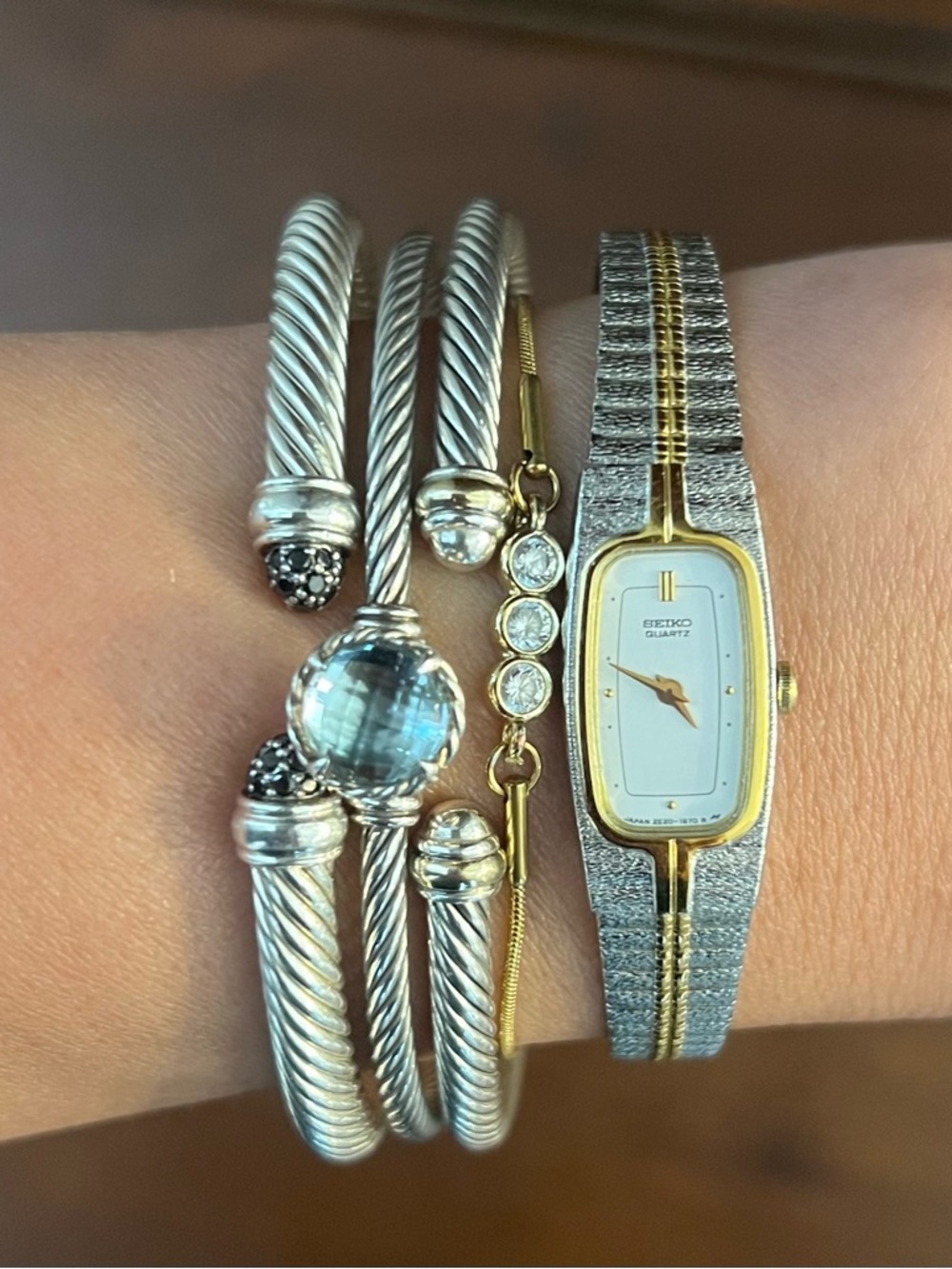 Seiko Quartz Gold Silver Two-Tone Bracelet Watch Vintage Slim Rectangular Japan